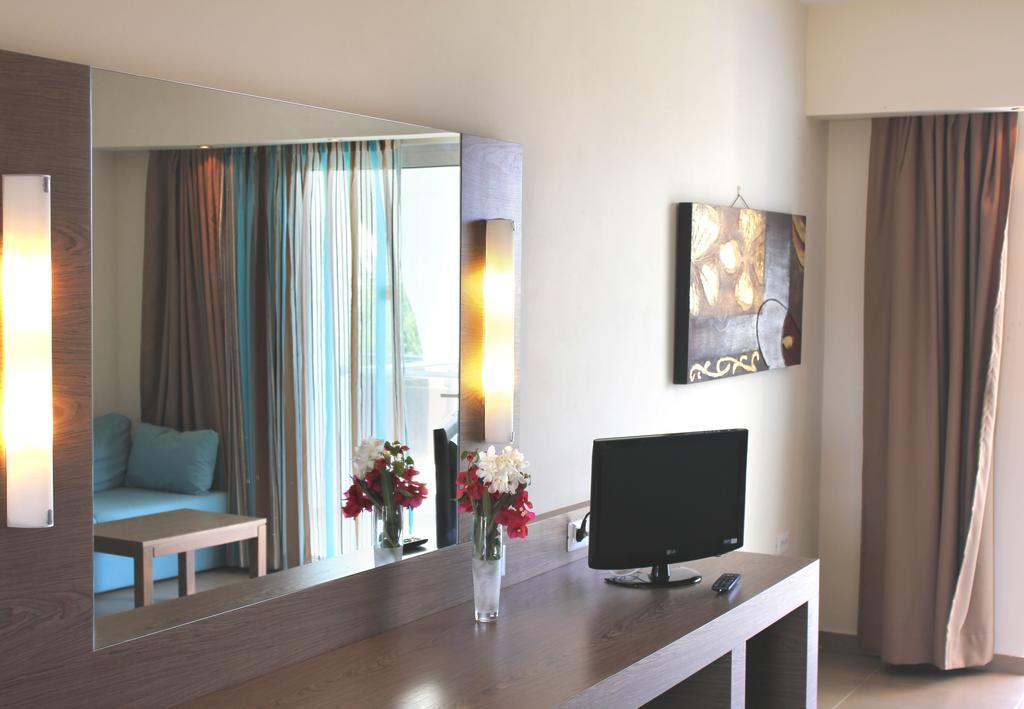 Sea Melody Beach Hotel Apartments Ialysos  Cameră foto