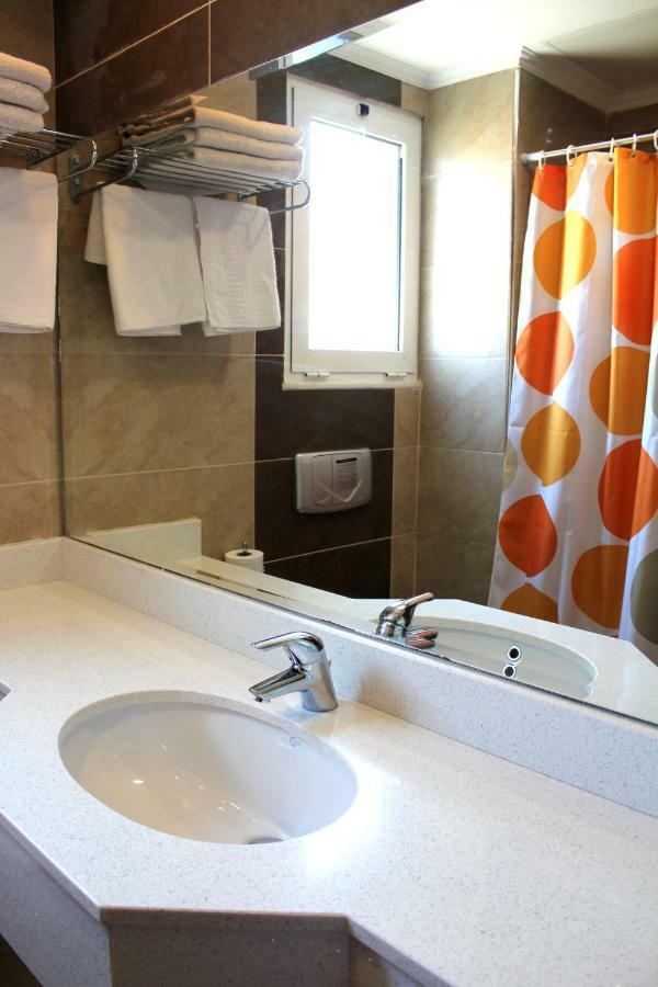 Sea Melody Beach Hotel Apartments Ialysos  Exterior foto