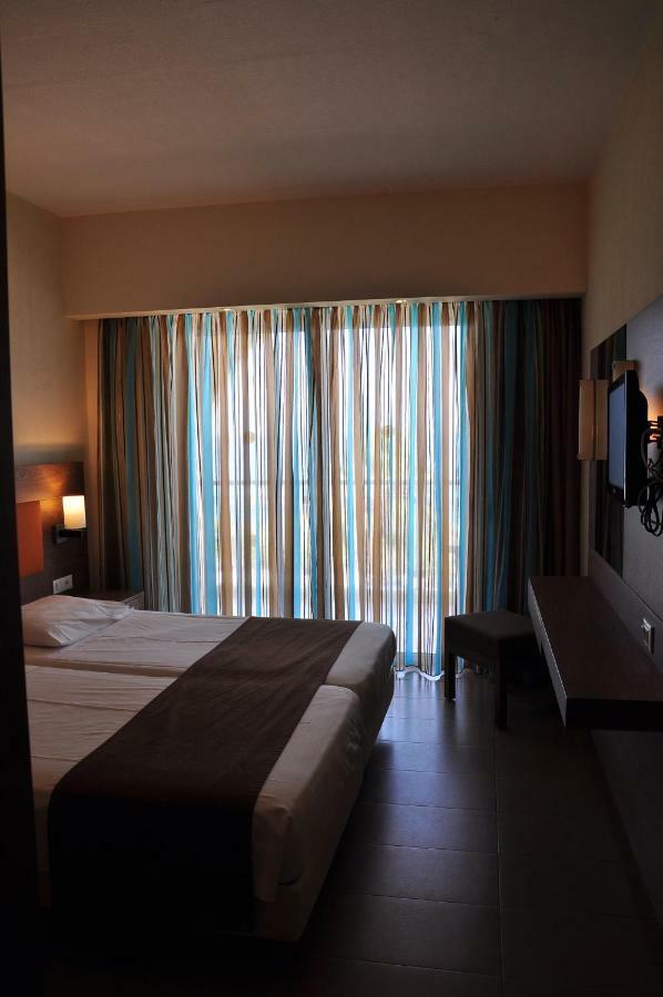 Sea Melody Beach Hotel Apartments Ialysos  Exterior foto